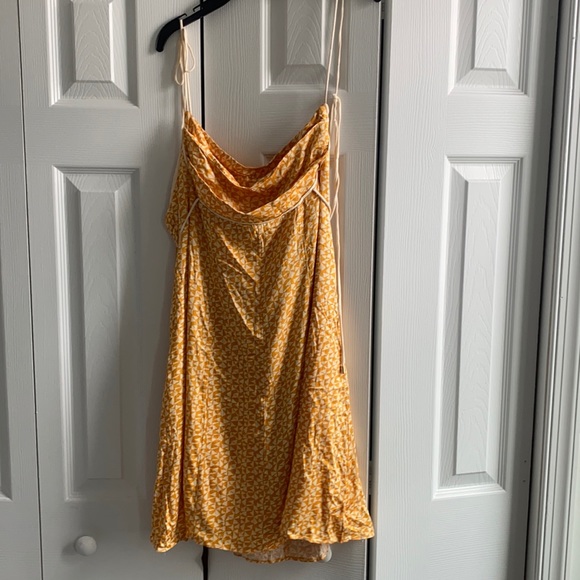 Free People Dresses & Skirts - FP Kai Mini dress - Yellow
